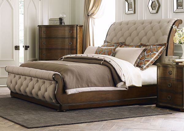 Picture of COTSWOLD KING SLEIGH UPHOLSTERED BED
