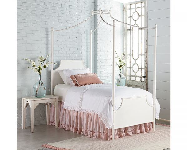 Magnolia deals canopy bed